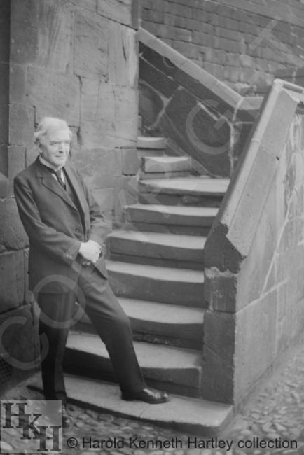 IMG_2433 master on steps
